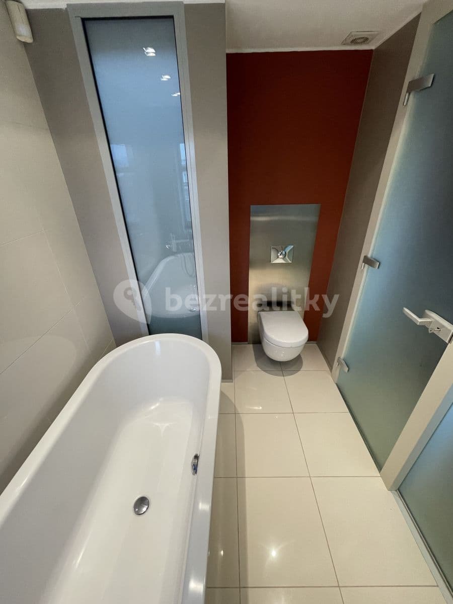 Pronájem bytu 3+1 94 m², Krakovská, Praha, Praha Pronájem bytu 3+1 94 m², Krakovská, Praha, Praha