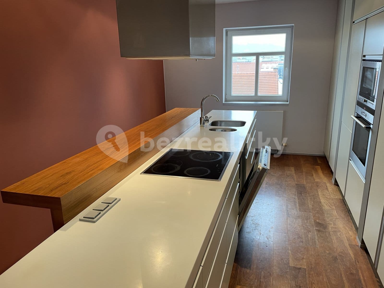 Pronájem bytu 3+1 94 m², Krakovská, Praha, Praha Pronájem bytu 3+1 94 m², Krakovská, Praha, Praha