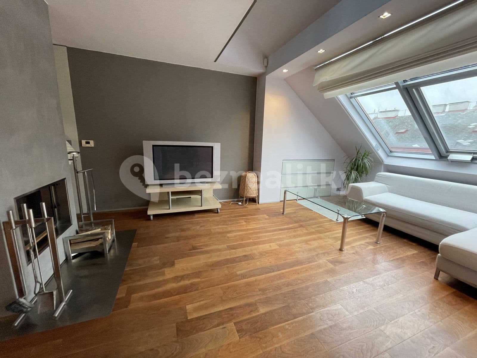Pronájem bytu 3+1 94 m², Krakovská, Praha, Praha Pronájem bytu 3+1 94 m², Krakovská, Praha, Praha
