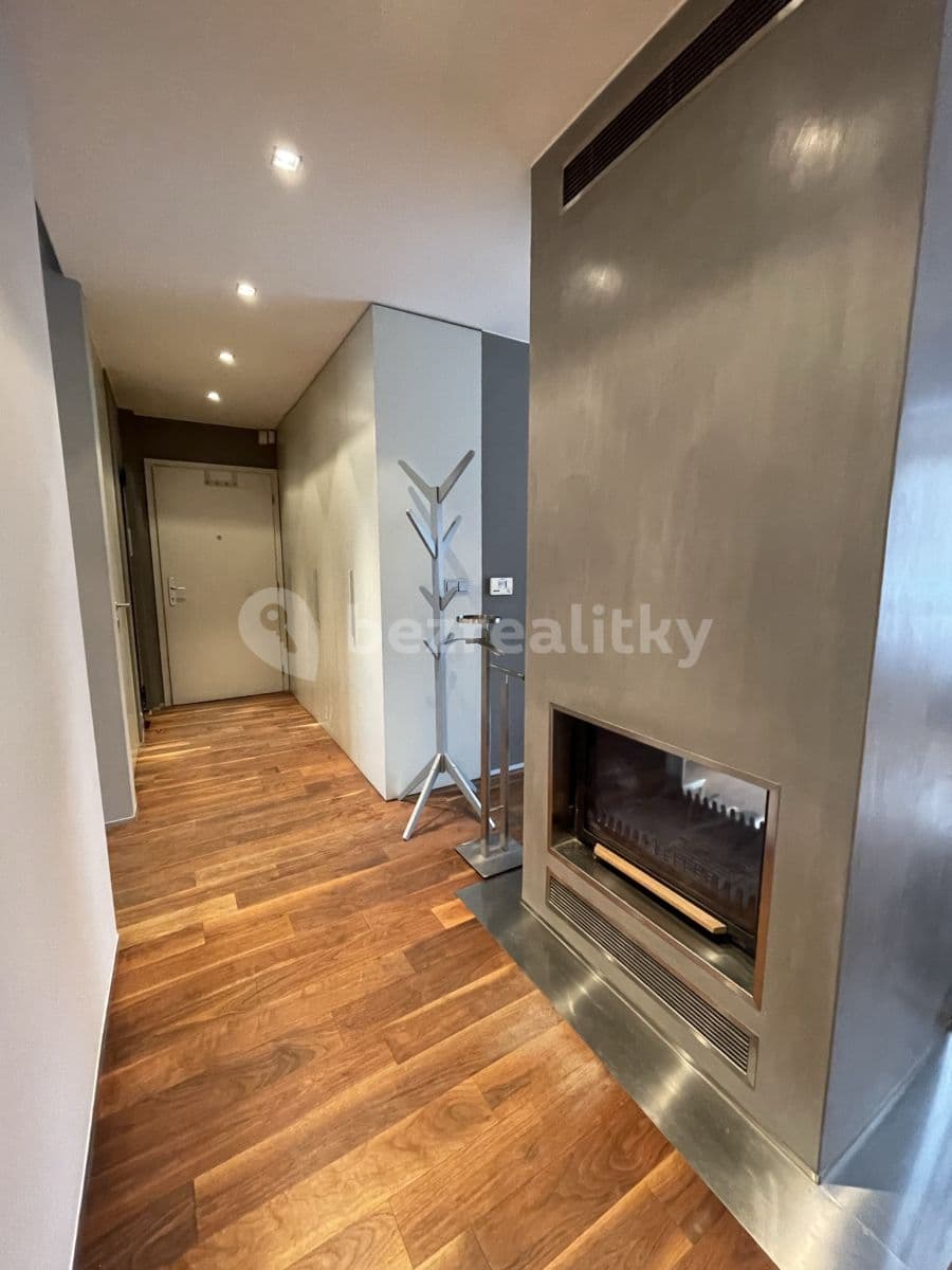 Pronájem bytu 3+1 94 m², Krakovská, Praha, Praha Pronájem bytu 3+1 94 m², Krakovská, Praha, Praha