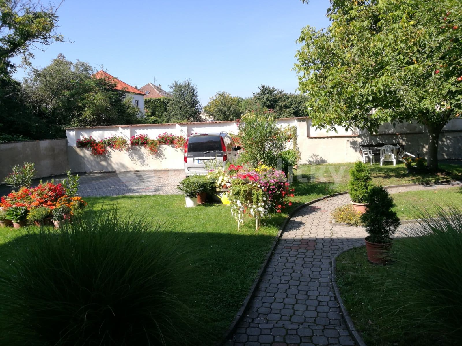 Pronájem bytu 1+kk 43 m², Hálkova, Pečky, Středočeský kraj Pronájem bytu 1+kk 43 m², Hálkova, Pečky, Středočeský kraj