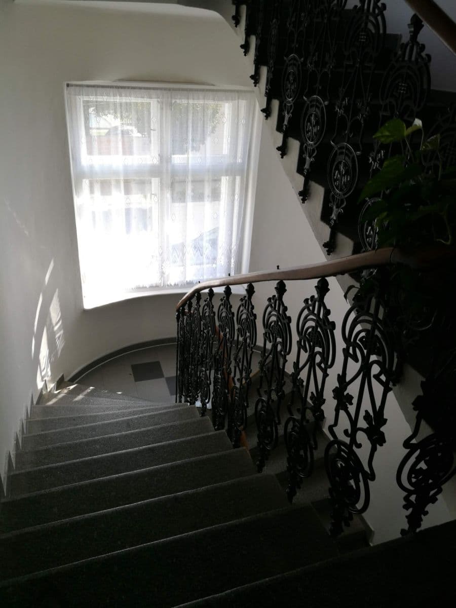 Pronájem bytu 1+kk 43 m², Hálkova, Pečky, Středočeský kraj Pronájem bytu 1+kk 43 m², Hálkova, Pečky, Středočeský kraj
