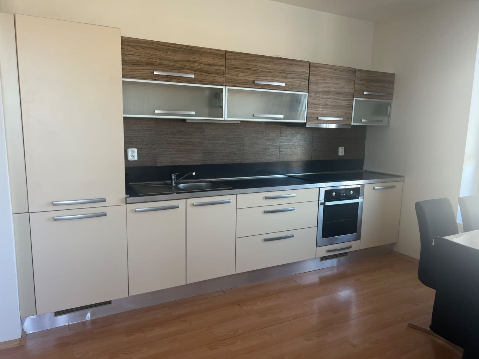 Pronájem bytu 2+kk 53 m², Edvarda Beneše, Přelouč, Pardubický kraj Pronájem bytu 2+kk 53 m², Edvarda Beneše, Přelouč, Pardubický kraj