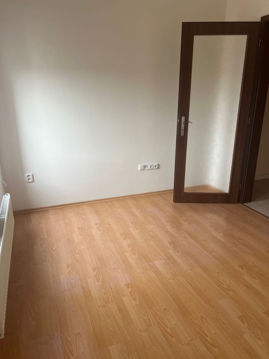 Pronájem bytu 2+kk 53 m², Edvarda Beneše, Přelouč, Pardubický kraj Pronájem bytu 2+kk 53 m², Edvarda Beneše, Přelouč, Pardubický kraj