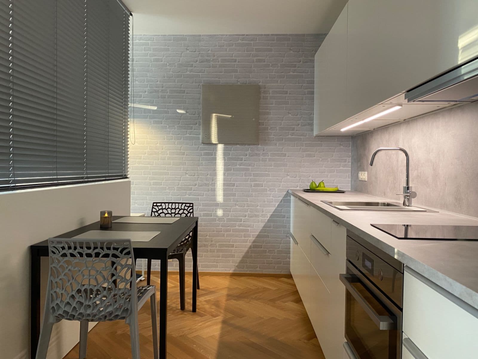 Pronájem bytu 2+kk 50 m², Nemocniční, Praha, Praha Pronájem bytu 2+kk 50 m², Nemocniční, Praha, Praha