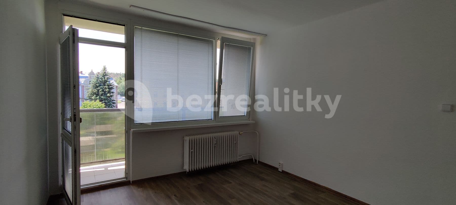 Pronájem bytu 3+1 67 m², Sídliště, Cvikov, Liberecký kraj