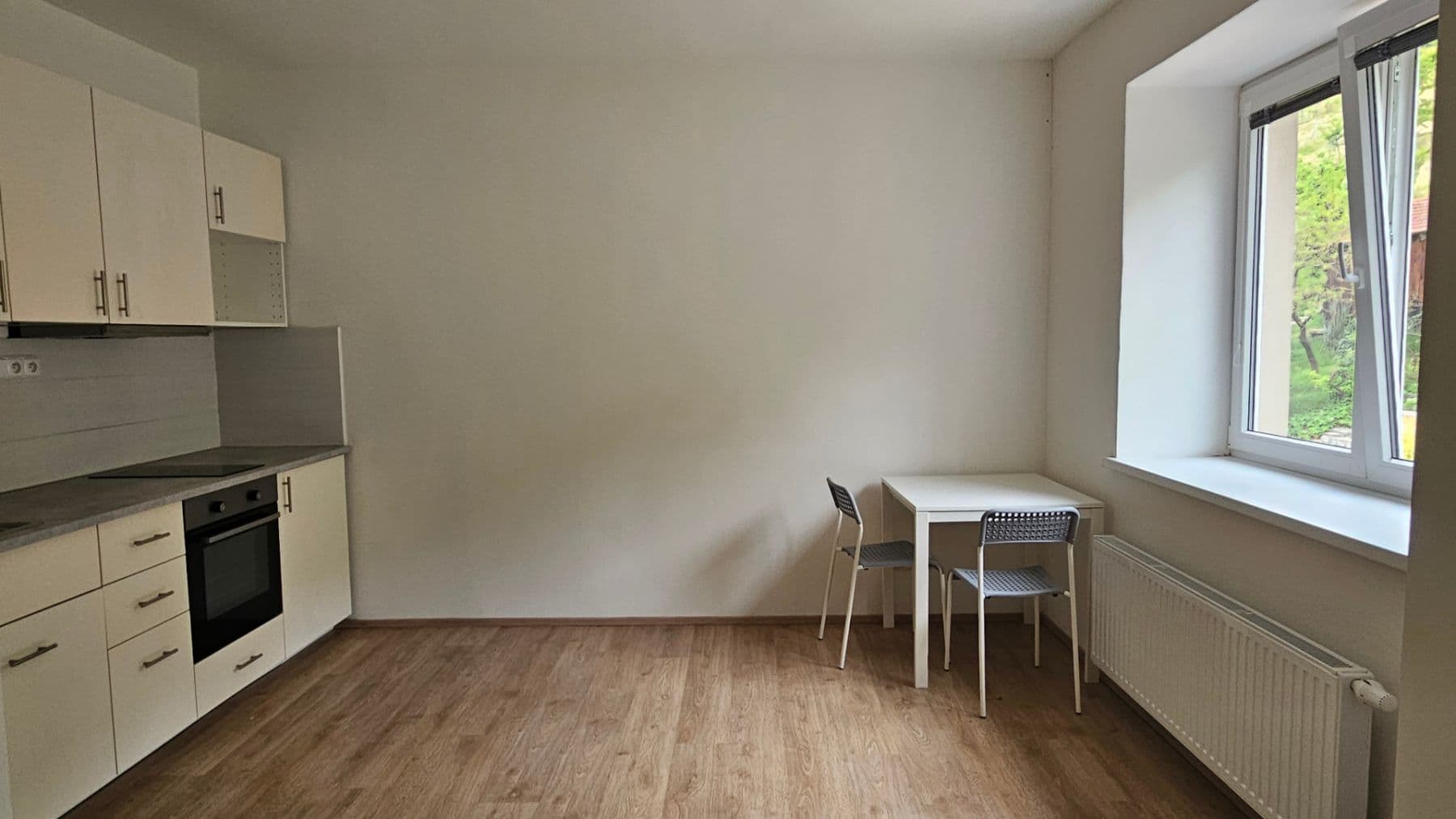 Pronájem bytu 1+kk 19 m², Šárka, Brno, Jihomoravský kraj Pronájem bytu 1+kk 19 m², Šárka, Brno, Jihomoravský kraj