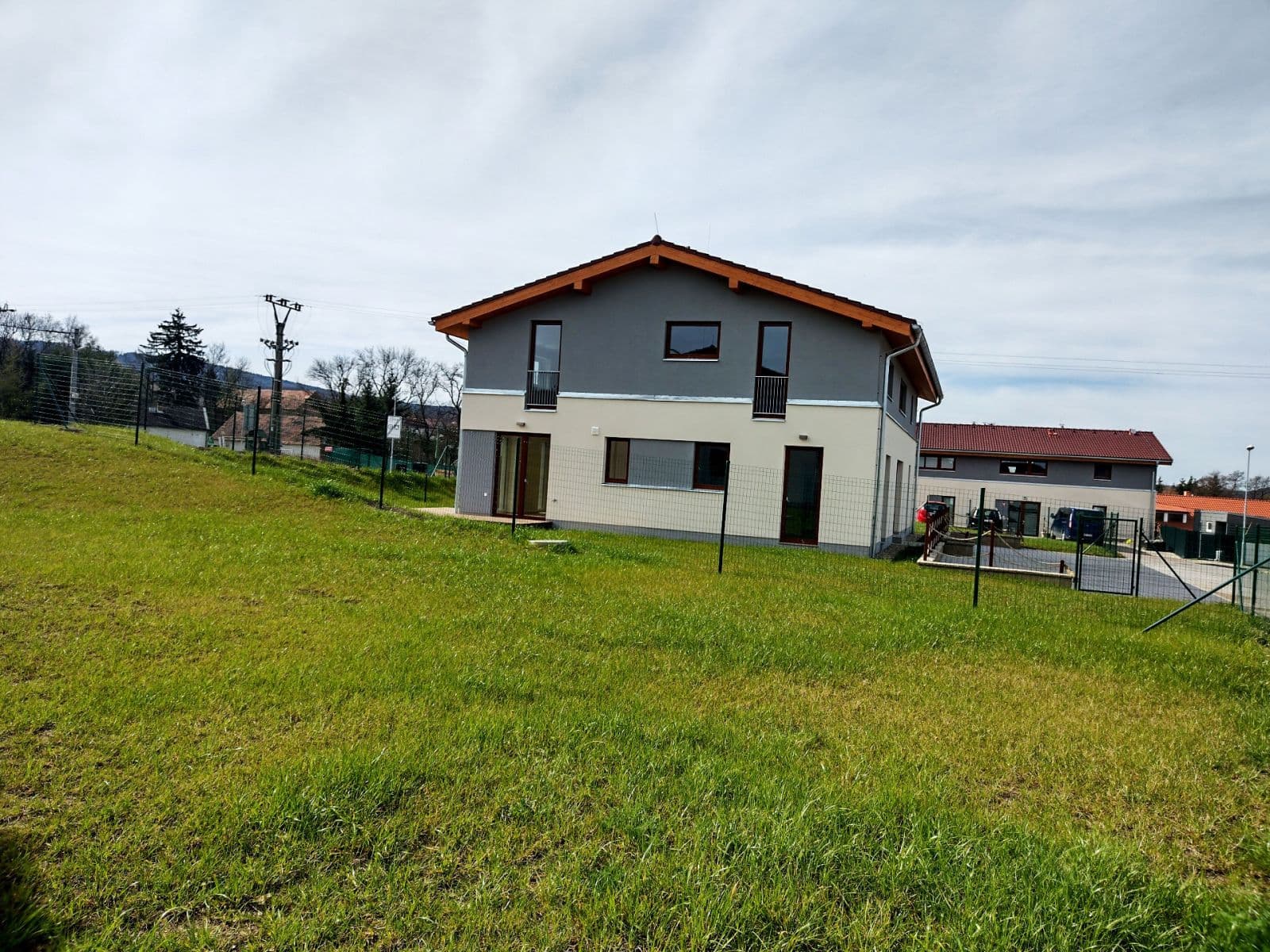 Prodej domu 99 m², pozemek 249 m², Na Pastvinách, Svinaře, Středočeský kraj Prodej domu 99 m², pozemek 249 m², Na Pastvinách, Svinaře, Středočeský kraj