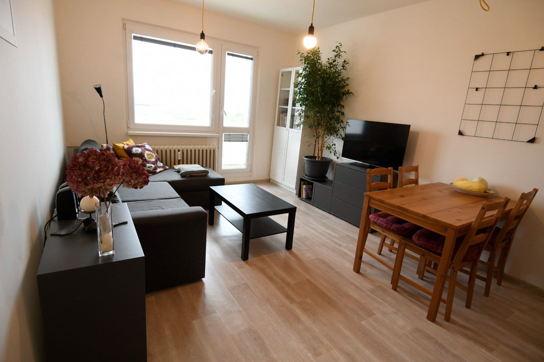 Pronájem bytu 2+1 52 m², Ukrajinská, Kladno, Středočeský kraj Pronájem bytu 2+1 52 m², Ukrajinská, Kladno, Středočeský kraj