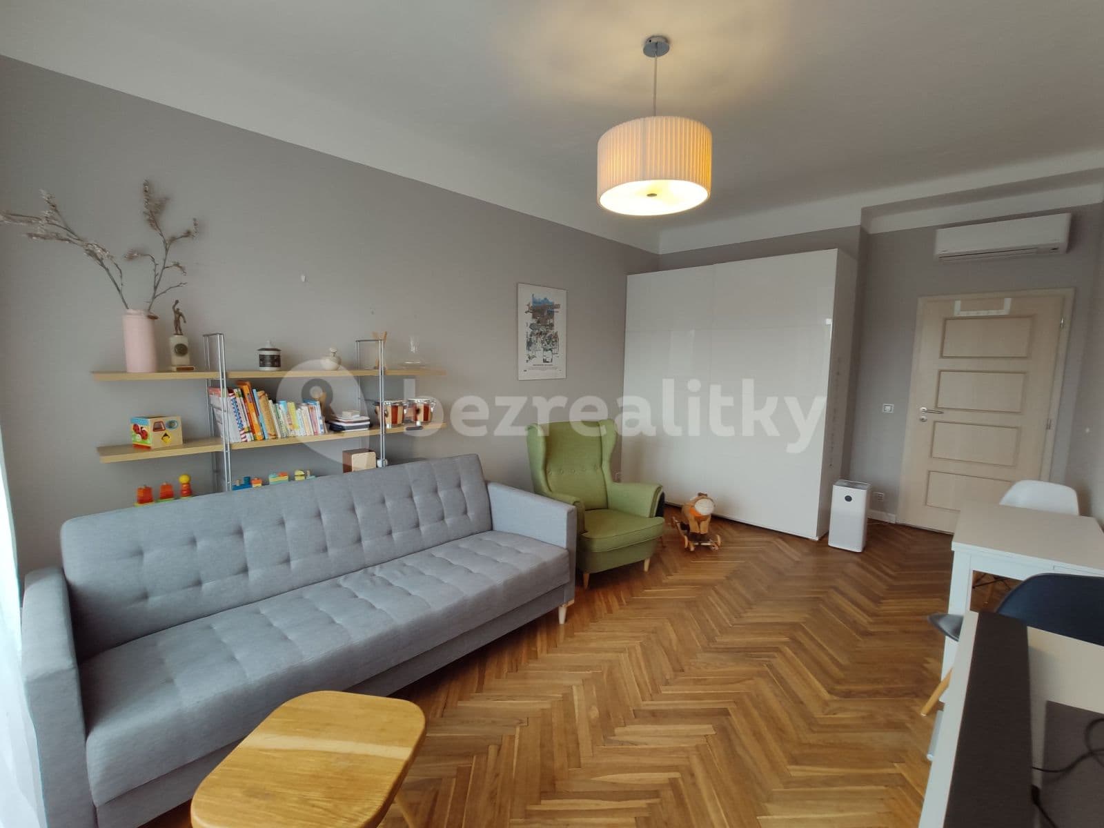 Pronájem bytu 2+kk 50 m², Podolská, Praha, Praha Pronájem bytu 2+kk 50 m², Podolská, Praha, Praha