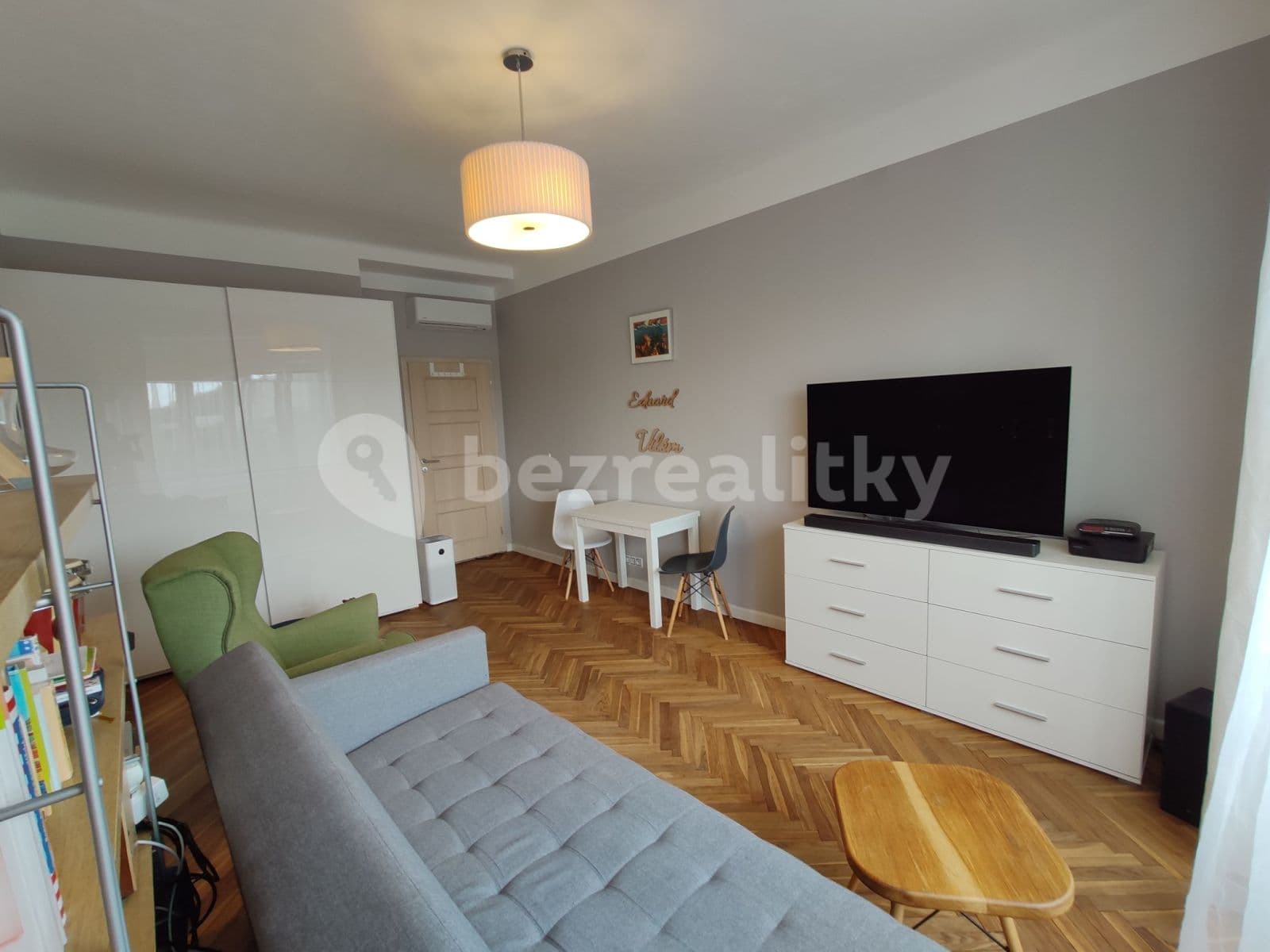 Pronájem bytu 2+kk 50 m², Podolská, Praha, Praha Pronájem bytu 2+kk 50 m², Podolská, Praha, Praha