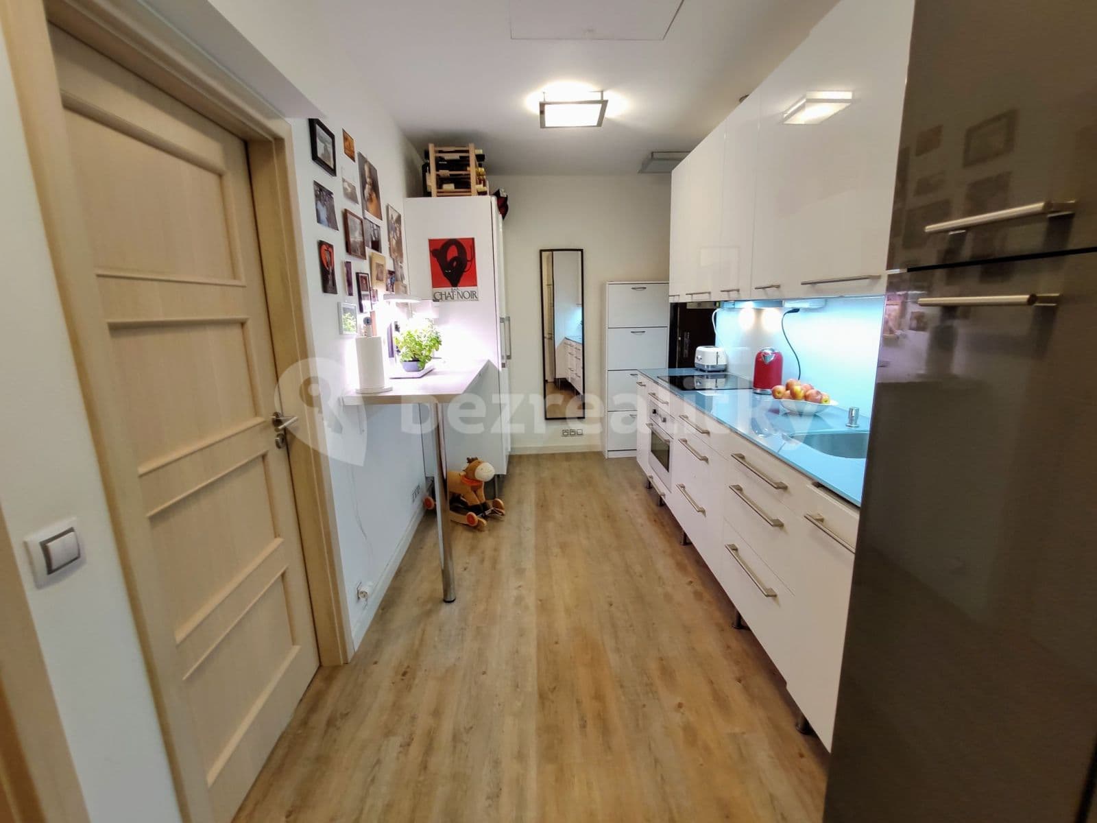 Pronájem bytu 2+kk 50 m², Podolská, Praha, Praha Pronájem bytu 2+kk 50 m², Podolská, Praha, Praha