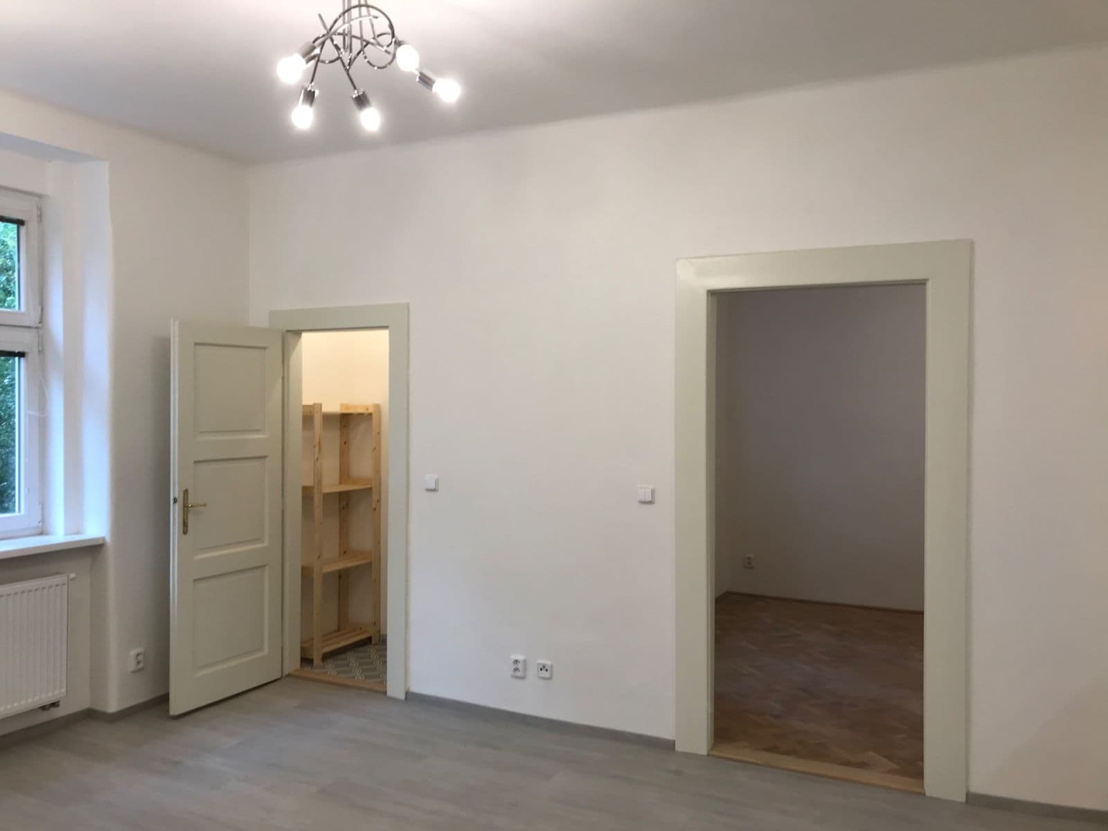 Pronájem bytu 2+kk 57 m², Jeseniova, Praha, Praha Pronájem bytu 2+kk 57 m², Jeseniova, Praha, Praha
