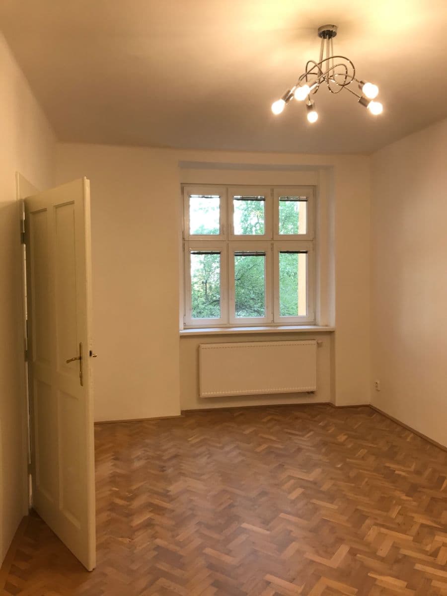 Pronájem bytu 2+kk 57 m², Jeseniova, Praha, Praha Pronájem bytu 2+kk 57 m², Jeseniova, Praha, Praha