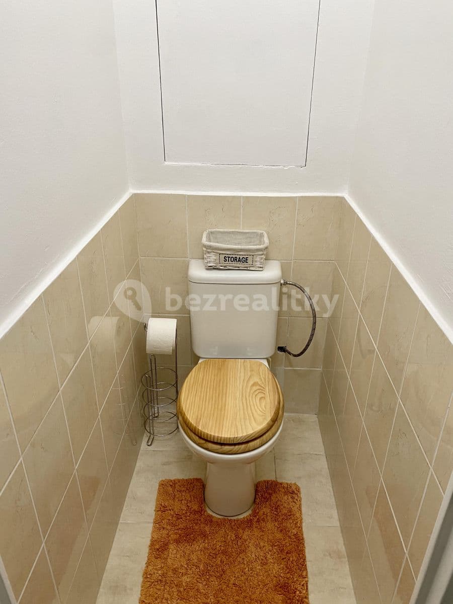 Pronájem bytu Garsoniéra 23 m², Vilová, Petržalka, Bratislavský kraj Pronájem bytu Garsoniéra 23 m², Vilová, Petržalka, Bratislavský kraj
