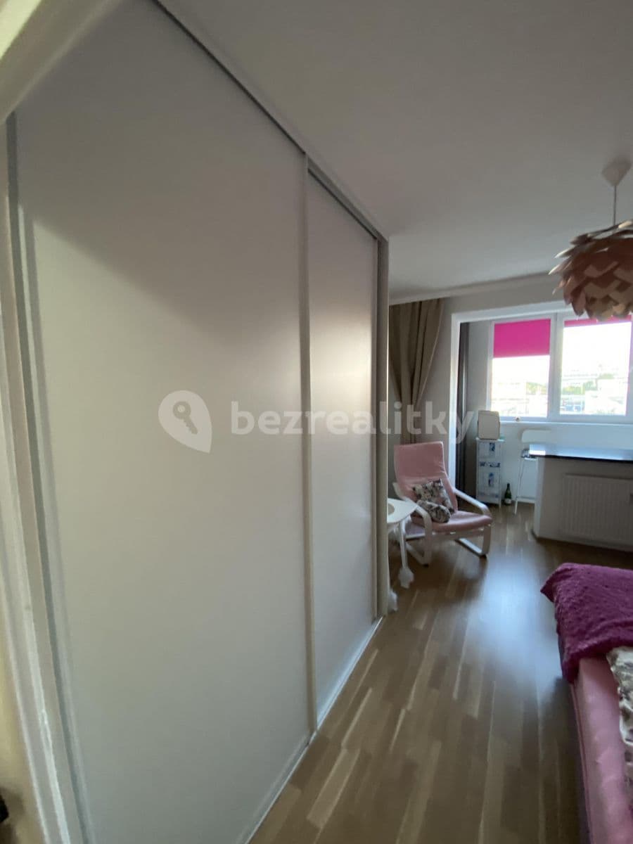 Pronájem bytu Garsoniéra 23 m², Vilová, Petržalka, Bratislavský kraj Pronájem bytu Garsoniéra 23 m², Vilová, Petržalka, Bratislavský kraj