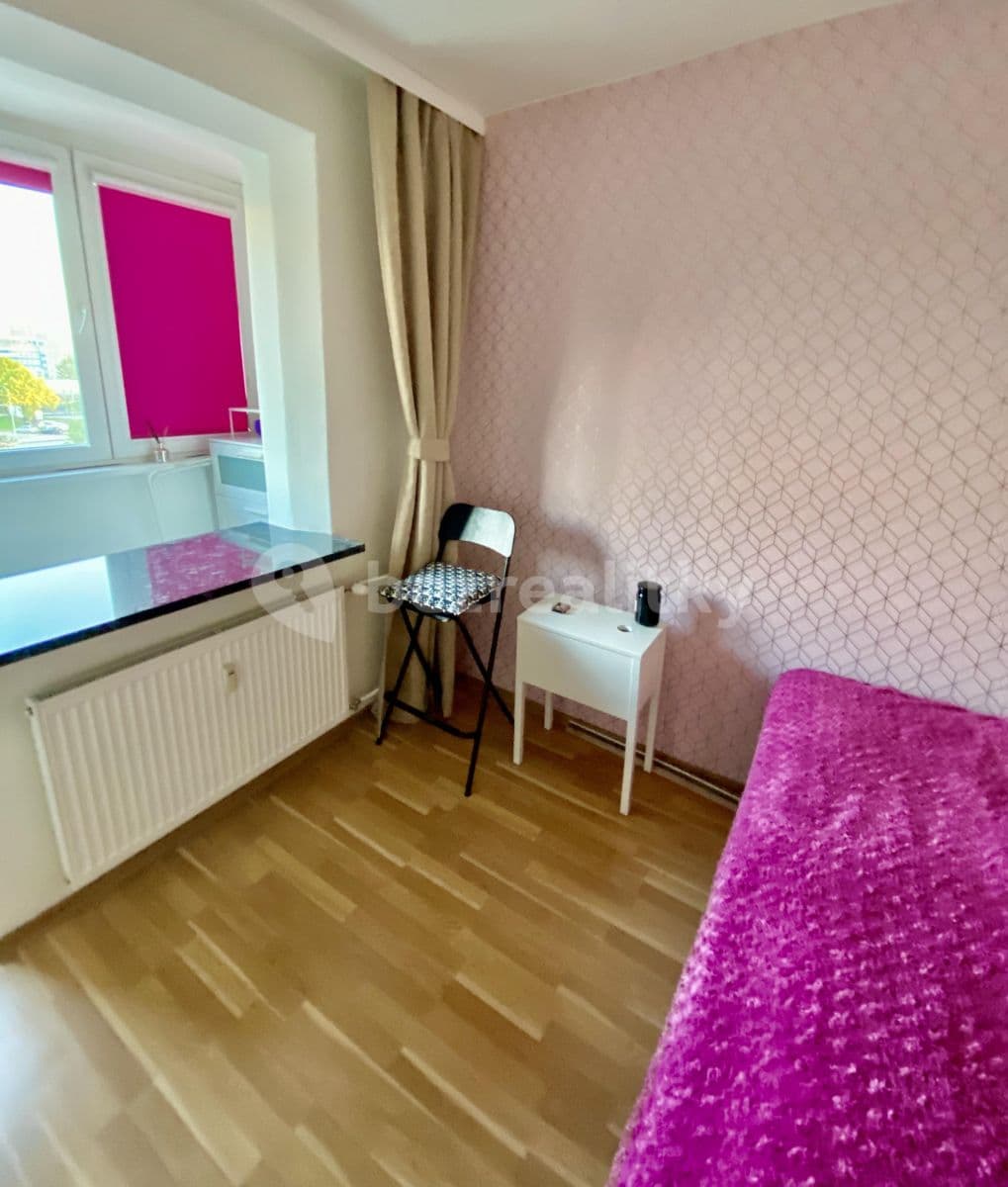 Pronájem bytu Garsoniéra 23 m², Vilová, Petržalka, Bratislavský kraj Pronájem bytu Garsoniéra 23 m², Vilová, Petržalka, Bratislavský kraj