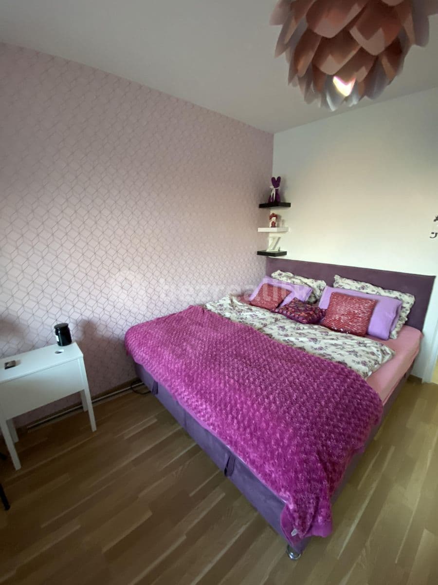 Pronájem bytu Garsoniéra 23 m², Vilová, Petržalka, Bratislavský kraj Pronájem bytu Garsoniéra 23 m², Vilová, Petržalka, Bratislavský kraj