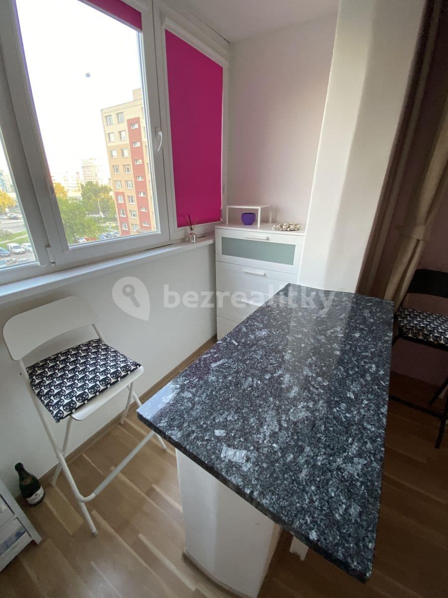 Pronájem bytu Garsoniéra 23 m², Vilová, Petržalka, Bratislavský kraj Pronájem bytu Garsoniéra 23 m², Vilová, Petržalka, Bratislavský kraj