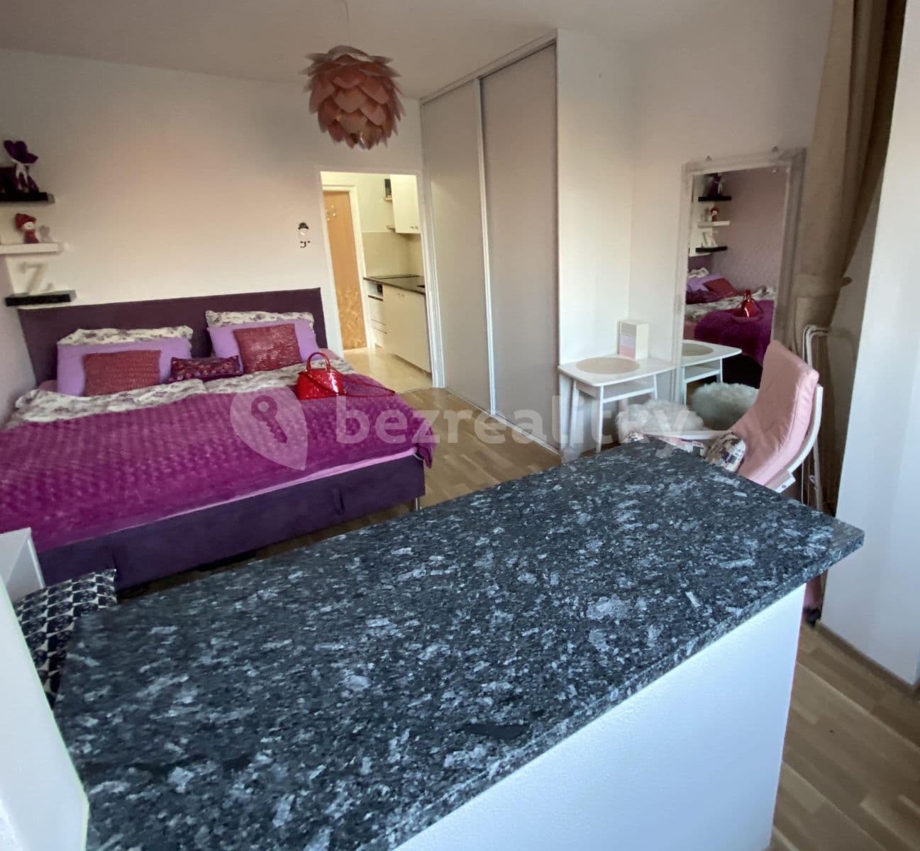 Pronájem bytu Garsoniéra 23 m², Vilová, Petržalka, Bratislavský kraj Pronájem bytu Garsoniéra 23 m², Vilová, Petržalka, Bratislavský kraj