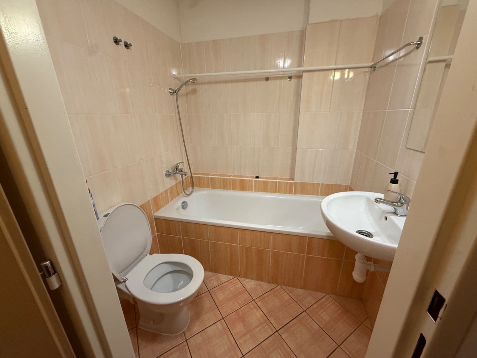 Pronájem bytu 1+kk 32 m², Kavaleristů, Olomouc, Olomoucký kraj Pronájem bytu 1+kk 32 m², Kavaleristů, Olomouc, Olomoucký kraj