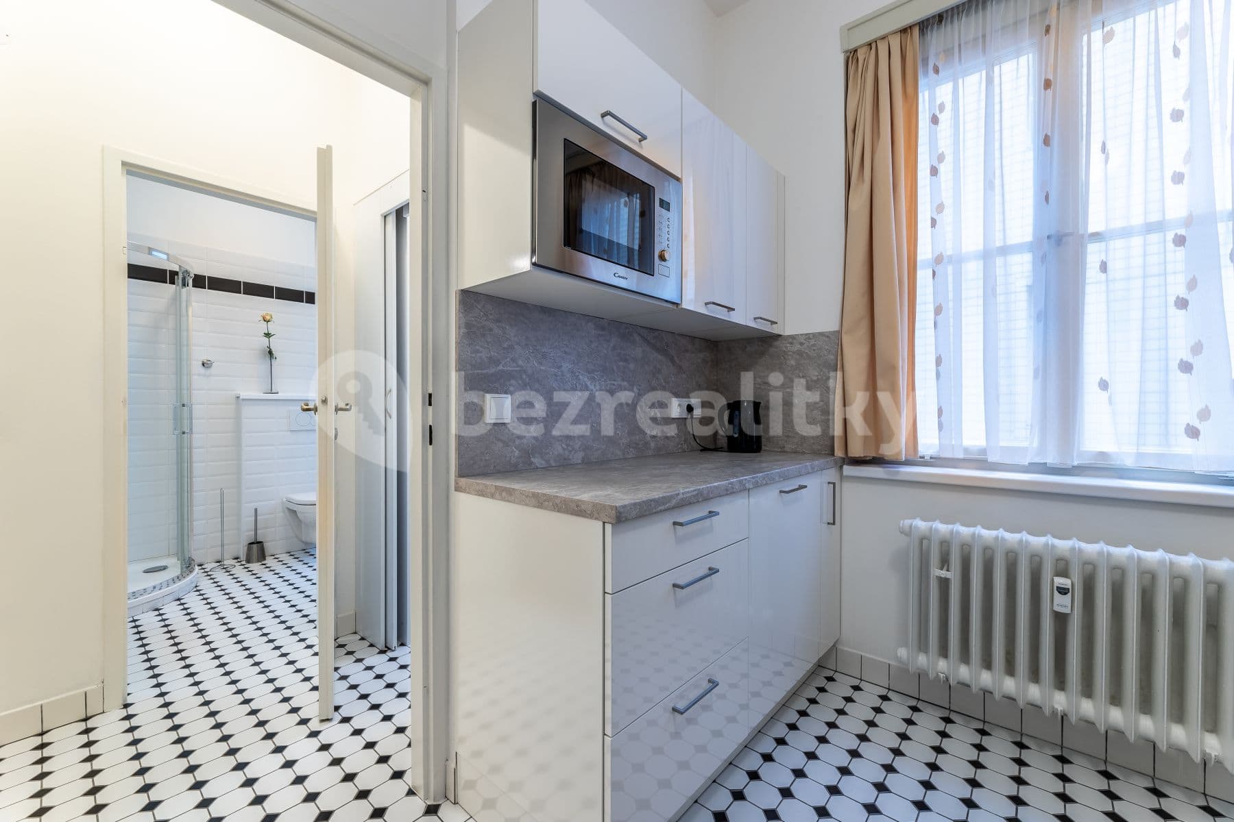 Pronájem bytu 1+1 37 m², Revoluční, Praha, Praha Pronájem bytu 1+1 37 m², Revoluční, Praha, Praha