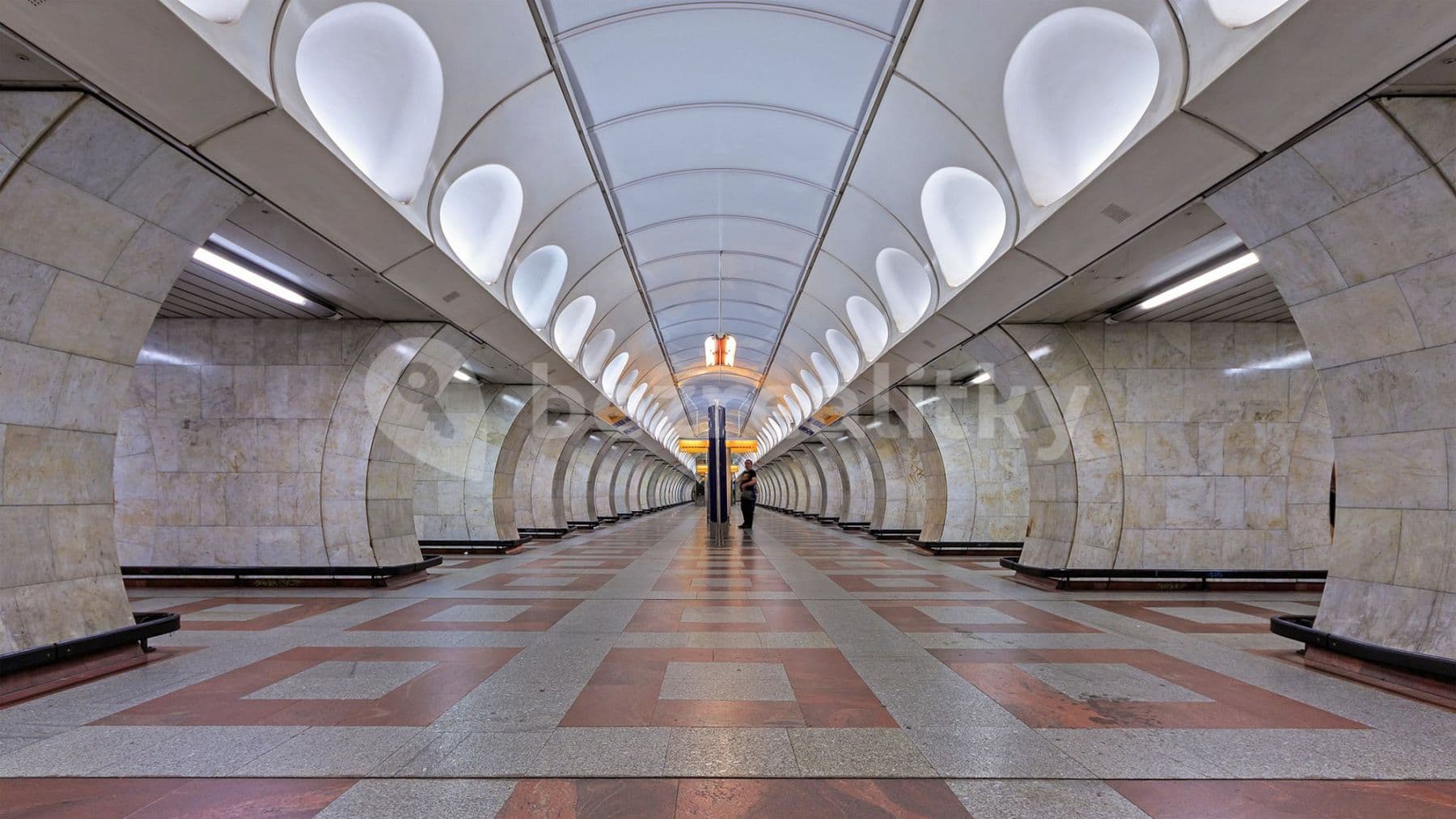 Pronájem bytu 1+kk 28 m², Nádražní, Praha, Praha Pronájem bytu 1+kk 28 m², Nádražní, Praha, Praha