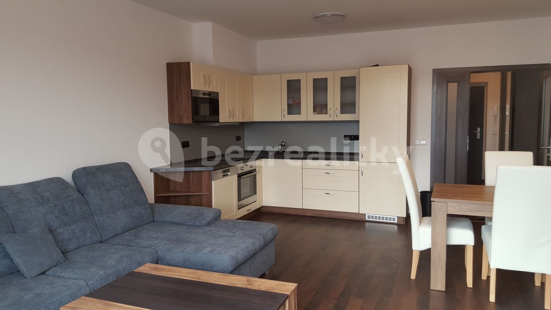 Pronájem bytu 2+kk 61 m², Antonína Petrofa, Hradec Králové, Královéhradecký kraj Pronájem bytu 2+kk 61 m², Antonína Petrofa, Hradec Králové, Královéhradecký kraj
