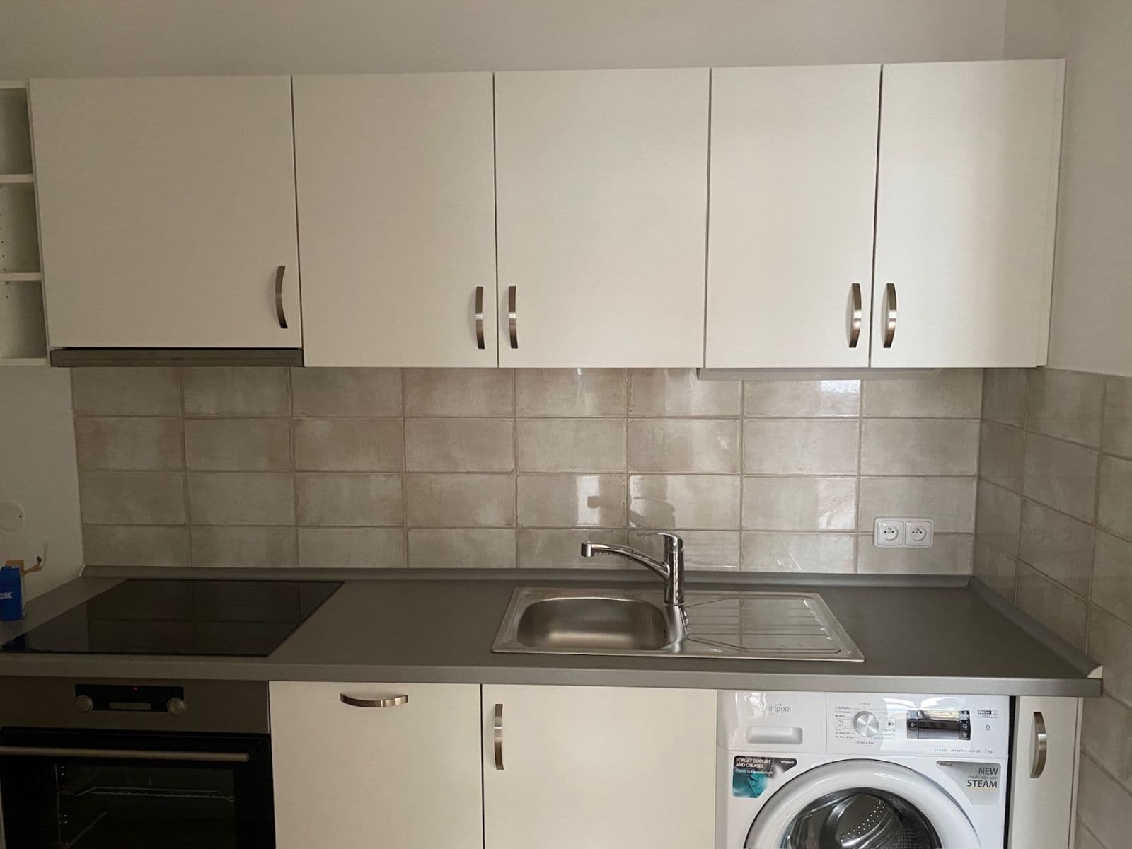 Pronájem bytu 2+kk 50 m², Milady Horákové, Praha, Praha Pronájem bytu 2+kk 50 m², Milady Horákové, Praha, Praha