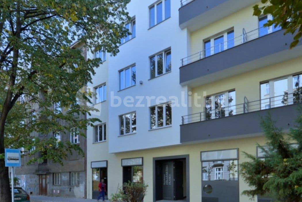 Pronájem bytu 2+kk 55 m², 28. pluku, Praha, Praha Pronájem bytu 2+kk 55 m², 28. pluku, Praha, Praha