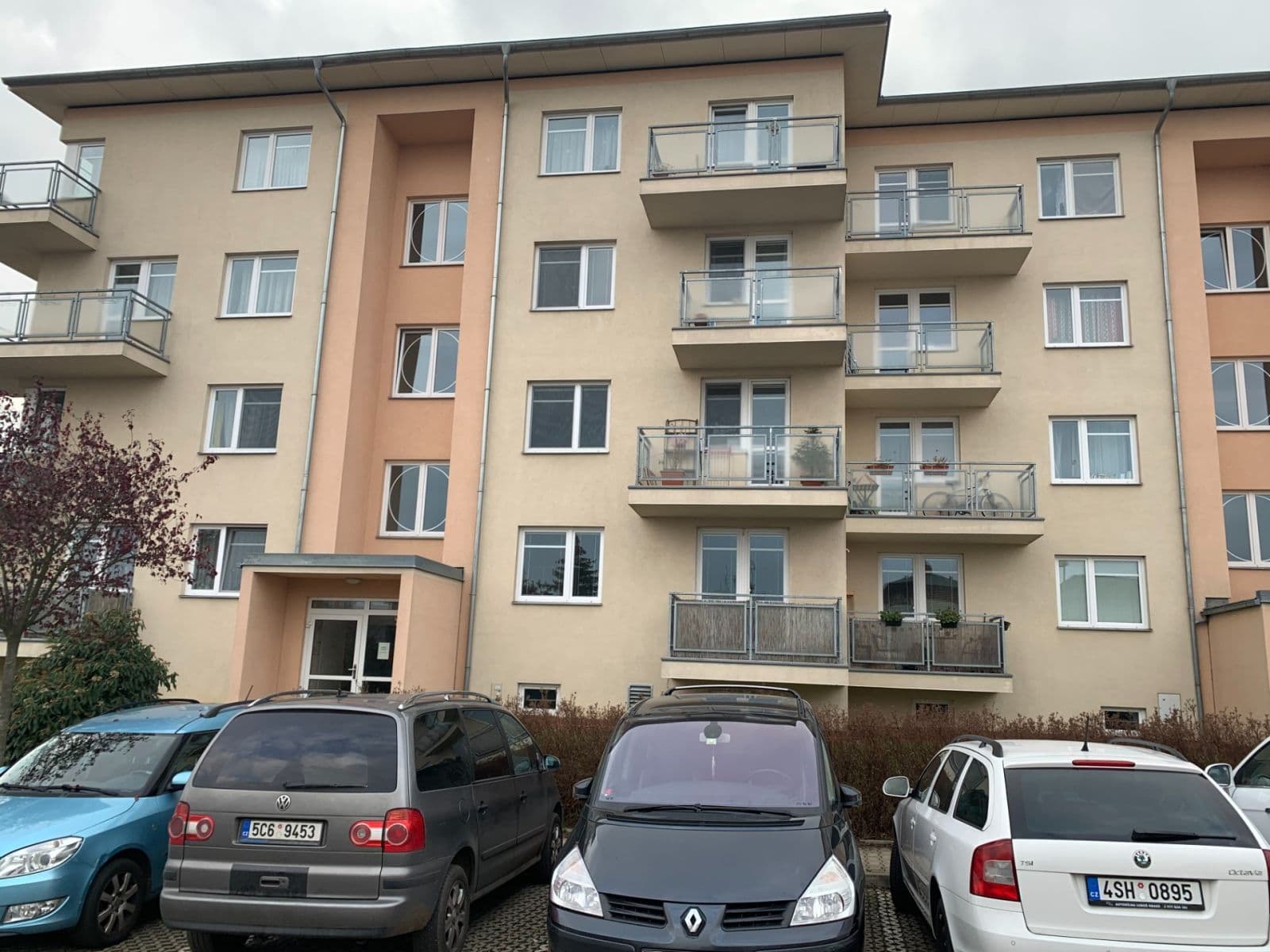Pronájem bytu Garsoniéra 35 m², Chelčického, Roztoky, Středočeský kraj Pronájem bytu Garsoniéra 35 m², Chelčického, Roztoky, Středočeský kraj