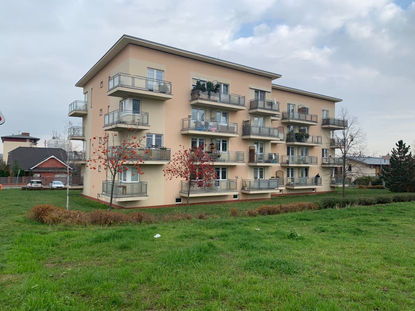 Pronájem bytu Garsoniéra 35 m², Chelčického, Roztoky, Středočeský kraj Pronájem bytu Garsoniéra 35 m², Chelčického, Roztoky, Středočeský kraj