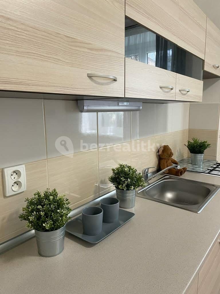 Pronájem bytu 2+kk 45 m², Poděbradova, Ostrava, Moravskoslezský kraj Pronájem bytu 2+kk 45 m², Poděbradova, Ostrava, Moravskoslezský kraj