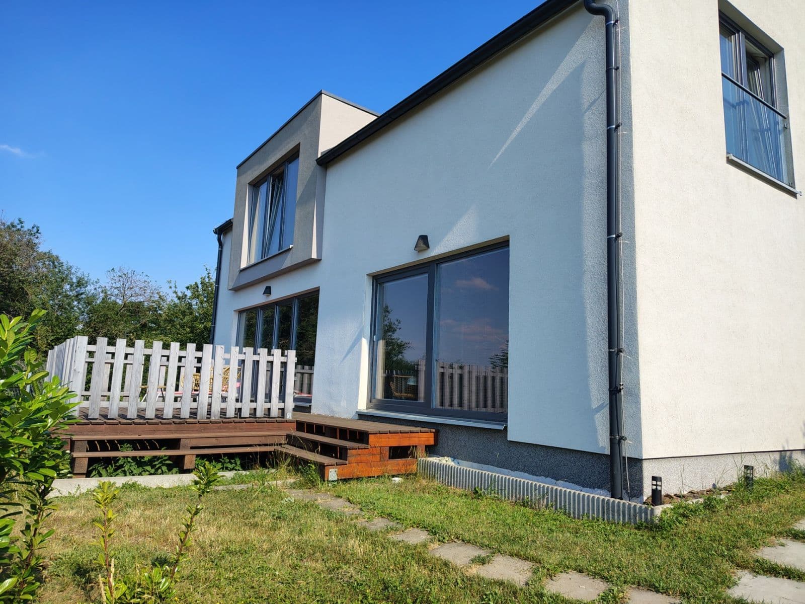 Pronájem domu 160 m², pozemek 600 m², K Dubné, Vrané nad Vltavou, Středočeský kraj Pronájem domu 160 m², pozemek 600 m², K Dubné, Vrané nad Vltavou, Středočeský kraj
