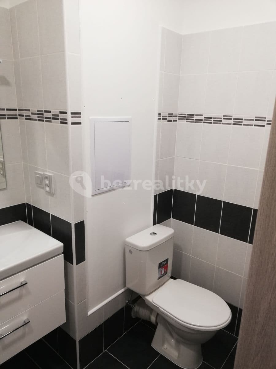 Pronájem bytu 2+1 56 m², Lipecká, Praha, Praha Pronájem bytu 2+1 56 m², Lipecká, Praha, Praha