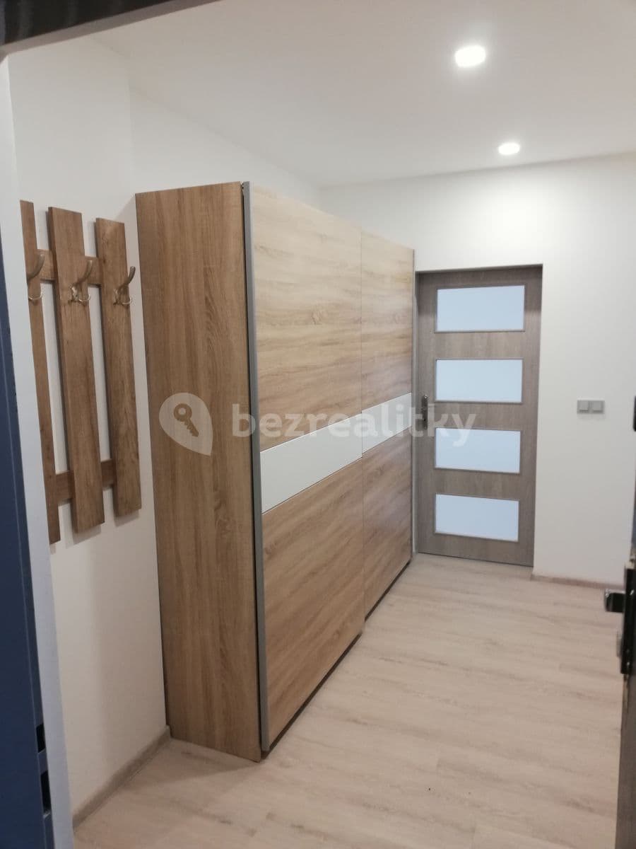 Pronájem bytu 2+1 56 m², Lipecká, Praha, Praha Pronájem bytu 2+1 56 m², Lipecká, Praha, Praha