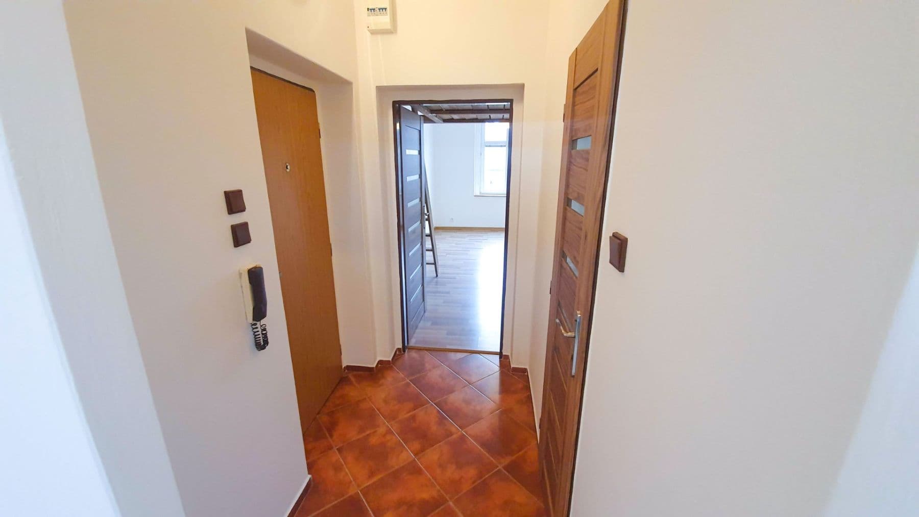 Pronájem bytu 1+1 30 m², Štúrova, Teplice, Ústecký kraj Pronájem bytu 1+1 30 m², Štúrova, Teplice, Ústecký kraj