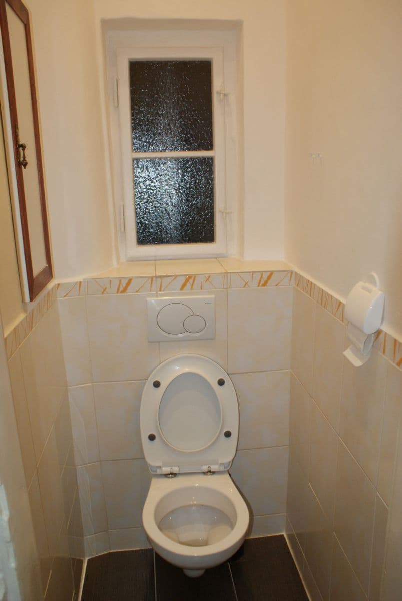 Pronájem bytu 2+1 77 m², Pod Kotlaskou, Praha, Praha Pronájem bytu 2+1 77 m², Pod Kotlaskou, Praha, Praha