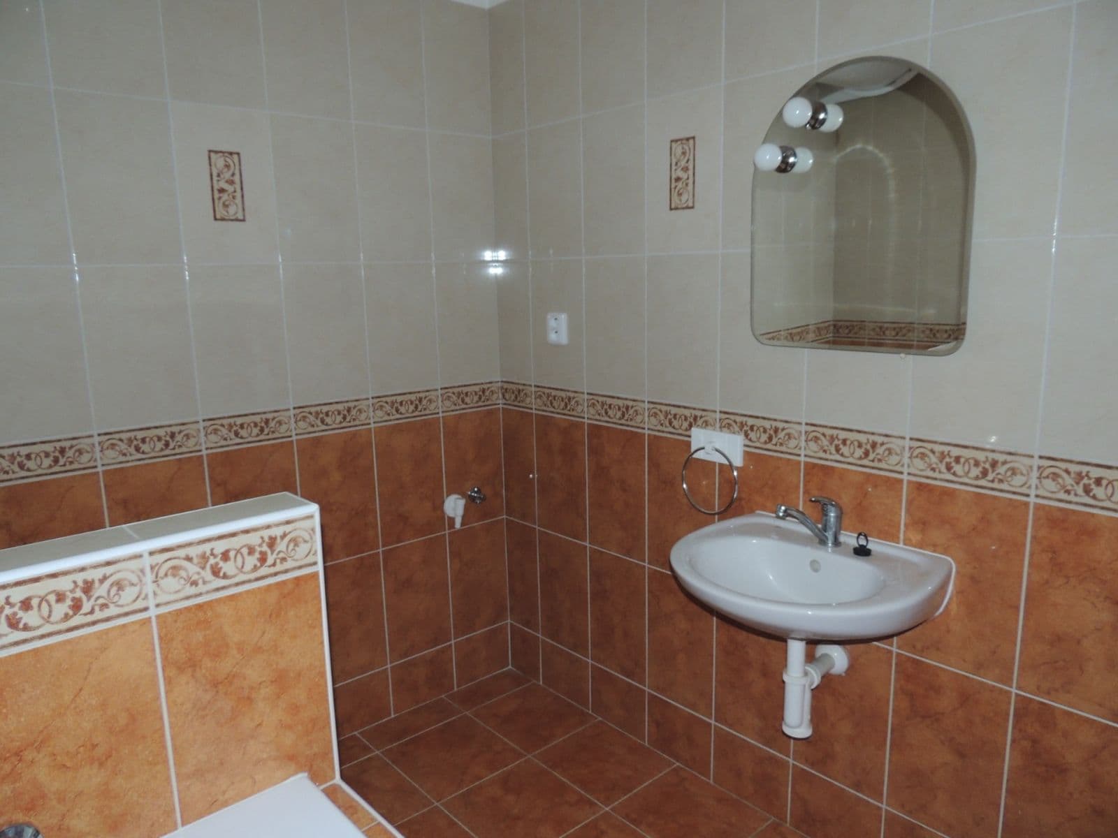 Pronájem bytu 1+1 42 m², Pod Kavalírkou, Praha, Praha Pronájem bytu 1+1 42 m², Pod Kavalírkou, Praha, Praha