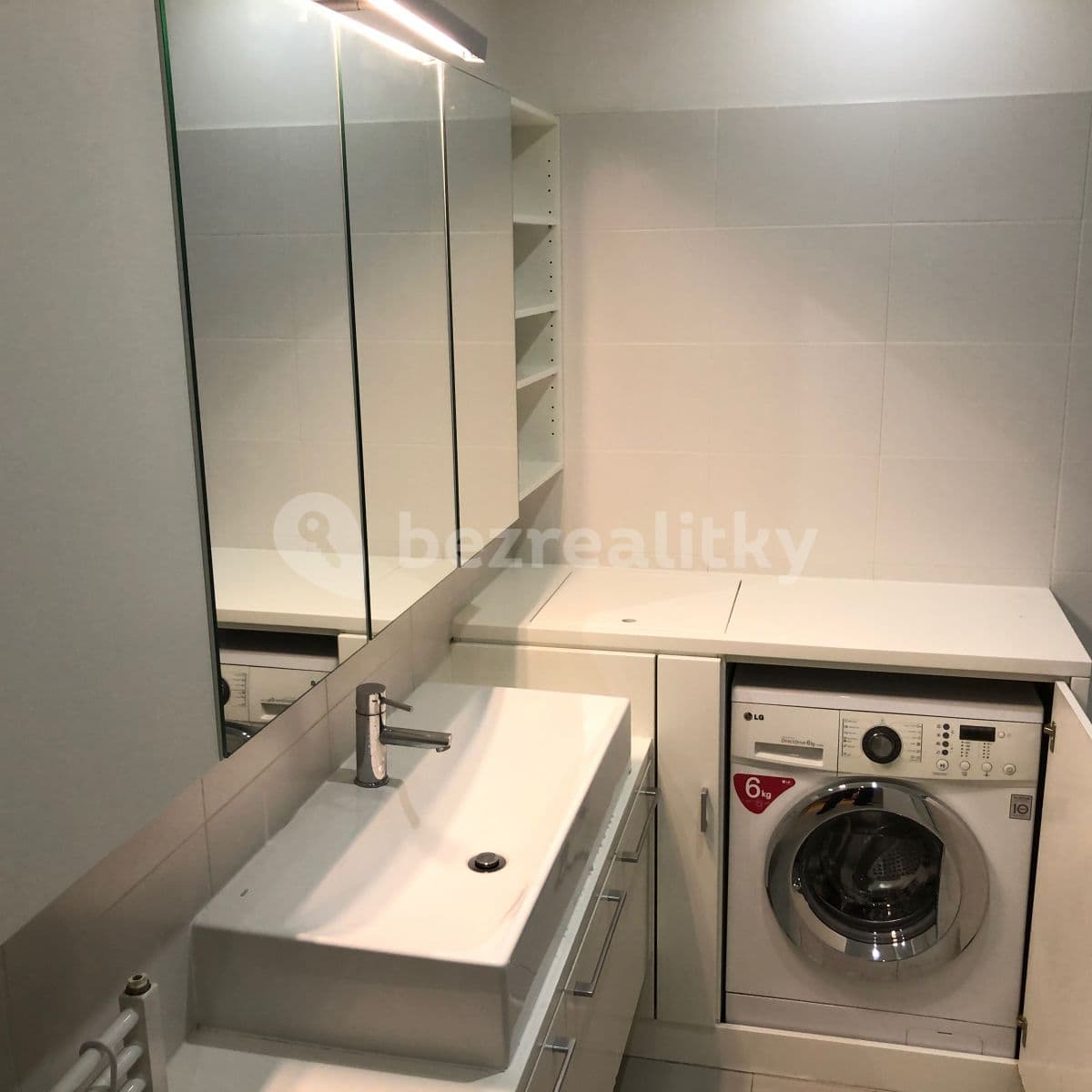 Pronájem bytu 3+kk 93 m², Jaromíra Vejvody, Praha, Praha Pronájem bytu 3+kk 93 m², Jaromíra Vejvody, Praha, Praha