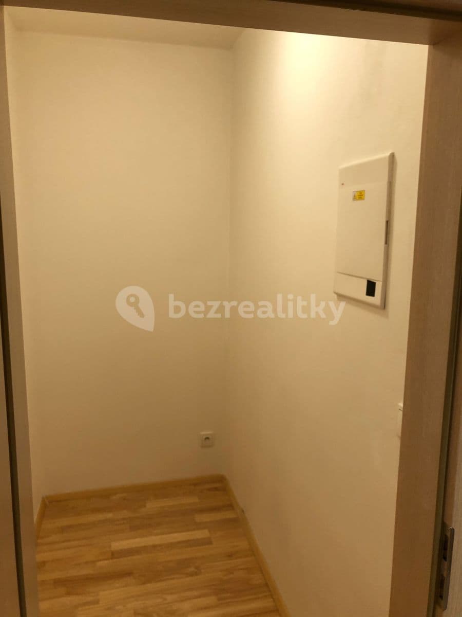 Pronájem bytu 3+kk 93 m², Jaromíra Vejvody, Praha, Praha Pronájem bytu 3+kk 93 m², Jaromíra Vejvody, Praha, Praha