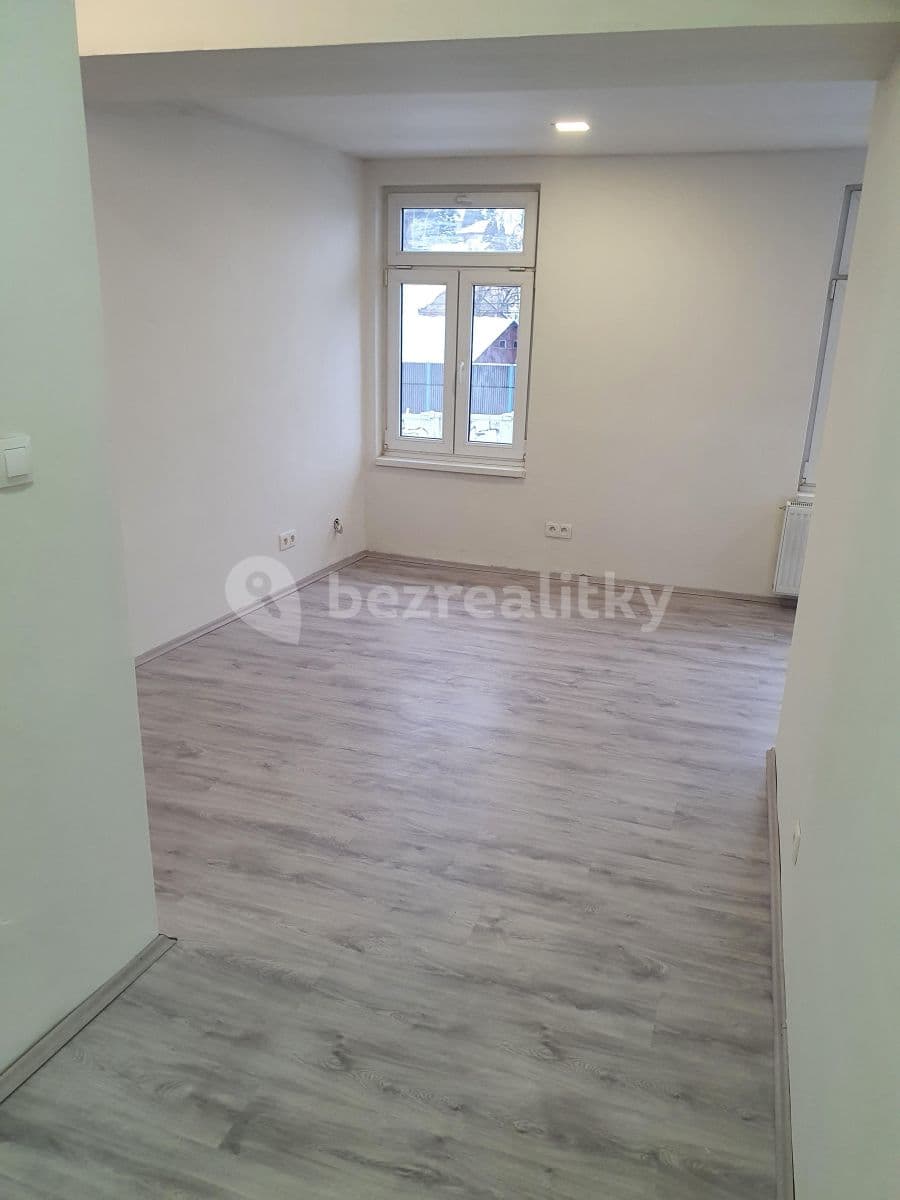 Pronájem bytu 1+kk 35 m², Průmyslová, Strančice, Středočeský kraj Pronájem bytu 1+kk 35 m², Průmyslová, Strančice, Středočeský kraj