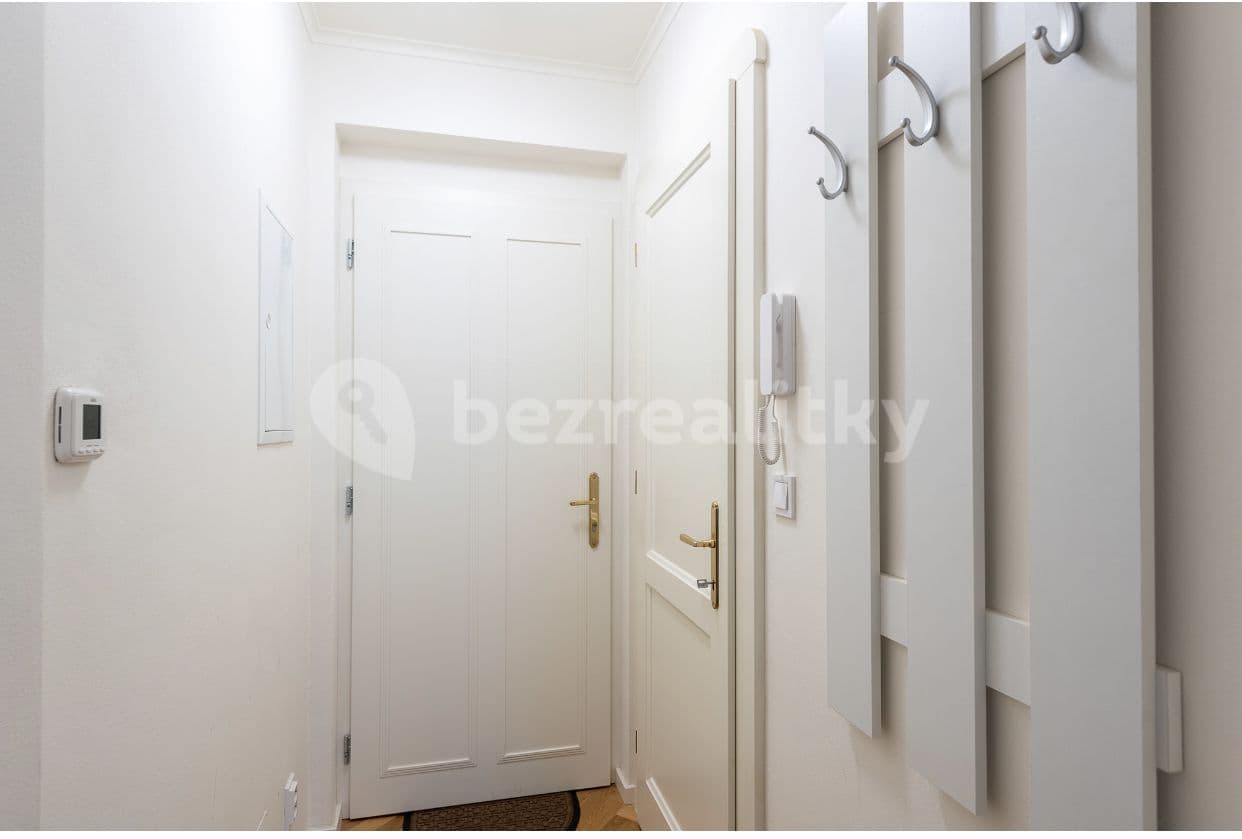 Pronájem bytu 1+kk 27 m², Slavíkova, Praha, Praha Pronájem bytu 1+kk 27 m², Slavíkova, Praha, Praha