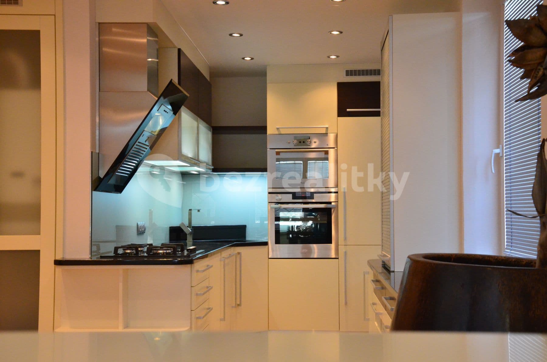 Pronájem bytu 4+1 92 m², Hřebíkova, Praha, Praha Pronájem bytu 4+1 92 m², Hřebíkova, Praha, Praha