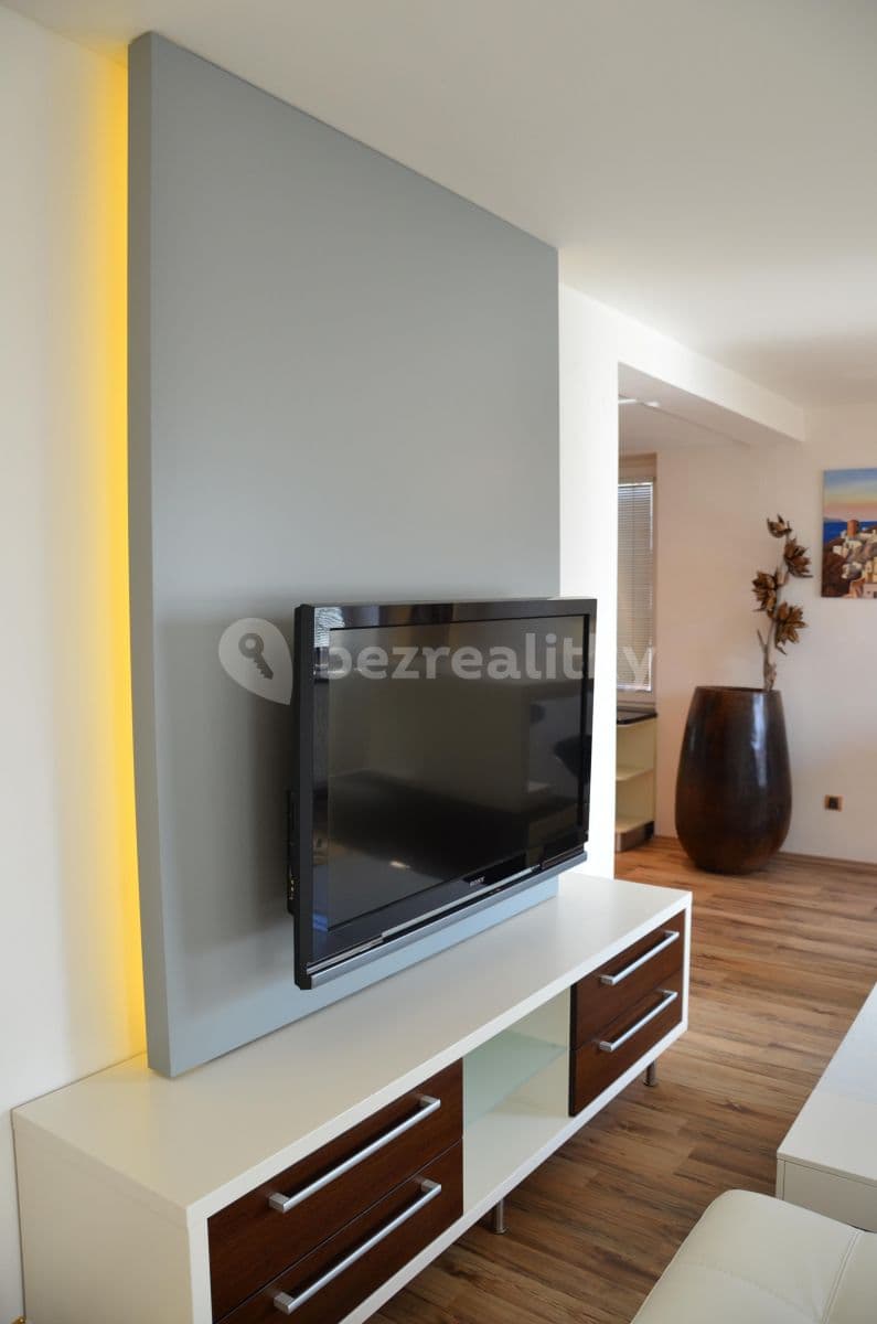 Pronájem bytu 4+1 92 m², Hřebíkova, Praha, Praha Pronájem bytu 4+1 92 m², Hřebíkova, Praha, Praha