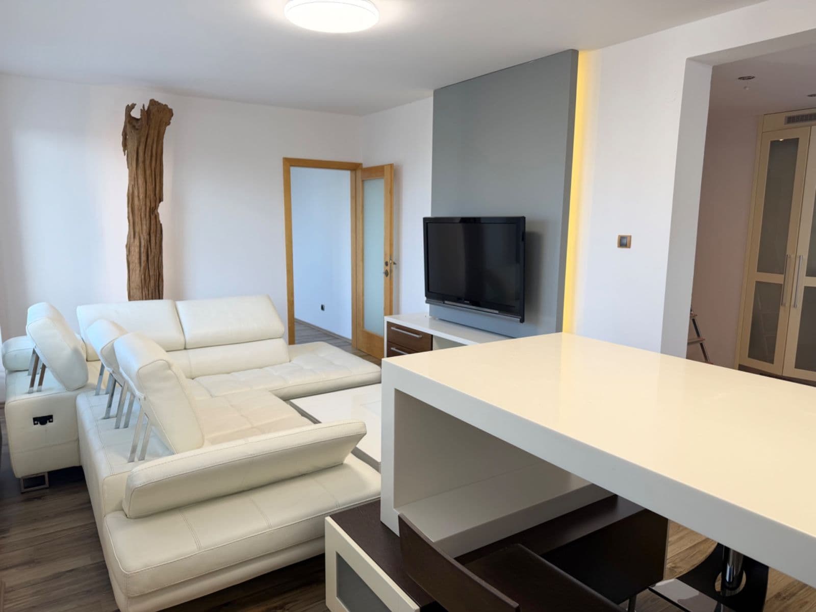 Pronájem bytu 4+1 92 m², Hřebíkova, Praha, Praha Pronájem bytu 4+1 92 m², Hřebíkova, Praha, Praha