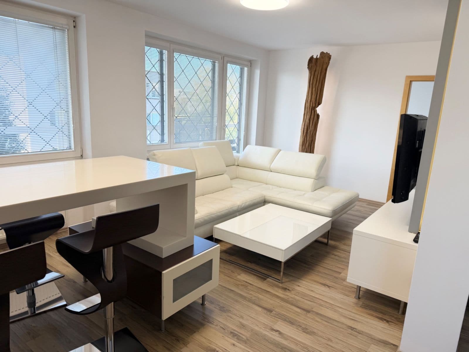 Pronájem bytu 4+1 92 m², Hřebíkova, Praha, Praha Pronájem bytu 4+1 92 m², Hřebíkova, Praha, Praha
