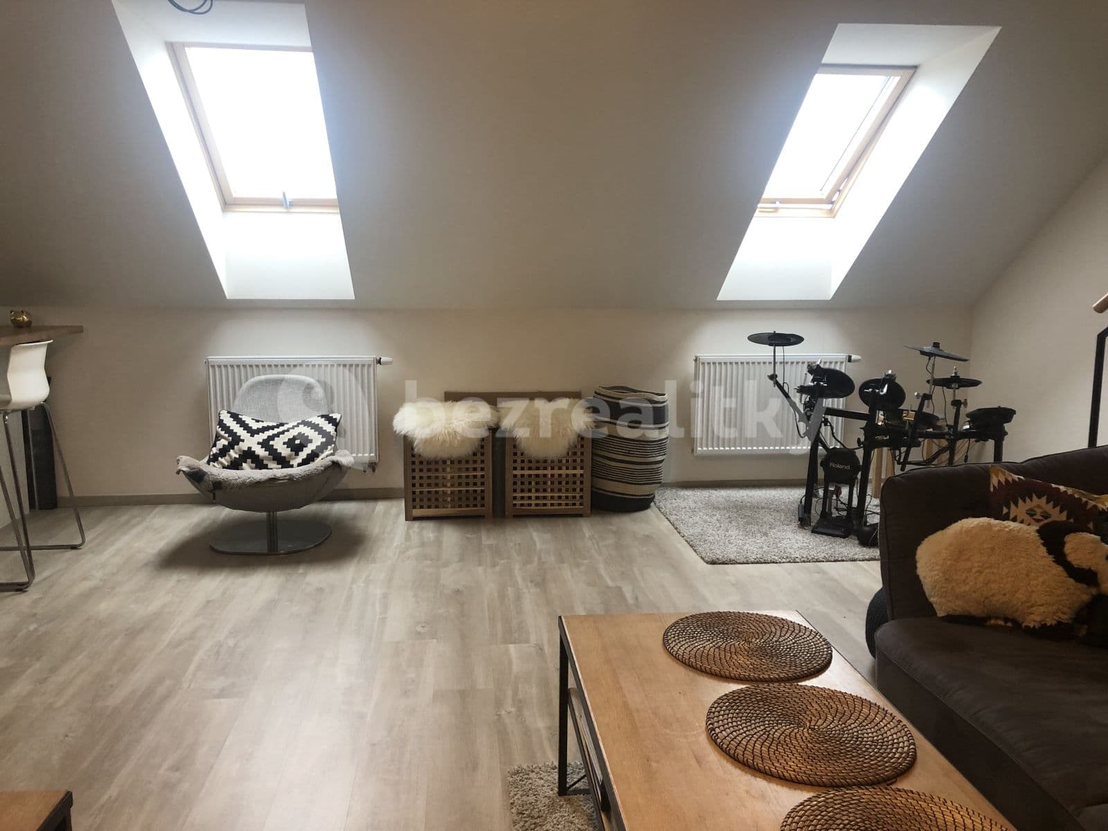Pronájem bytu 2+kk 84 m², Bubenská, Praha, Praha Pronájem bytu 2+kk 84 m², Bubenská, Praha, Praha