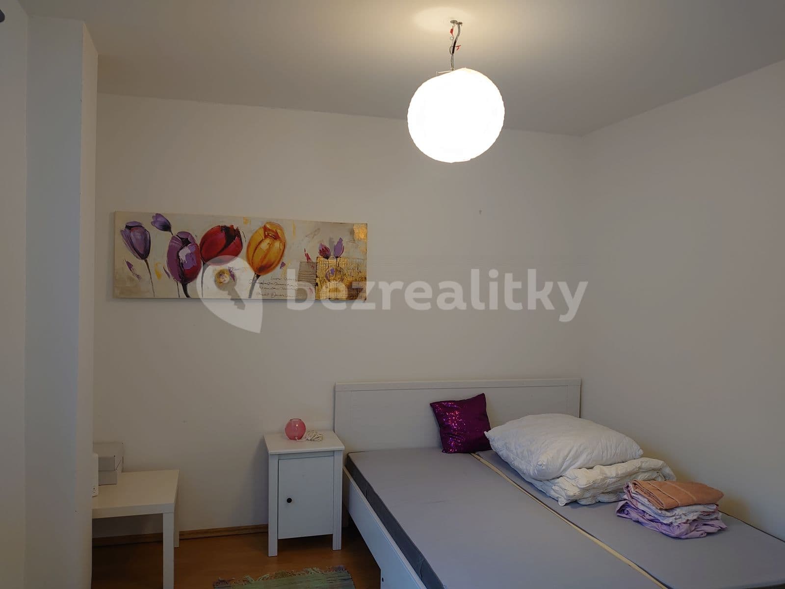 Pronájem bytu Garsoniéra 29 m², Malokarpatské námestie, Lamač, Bratislavský kraj Pronájem bytu Garsoniéra 29 m², Malokarpatské námestie, Lamač, Bratislavský kraj