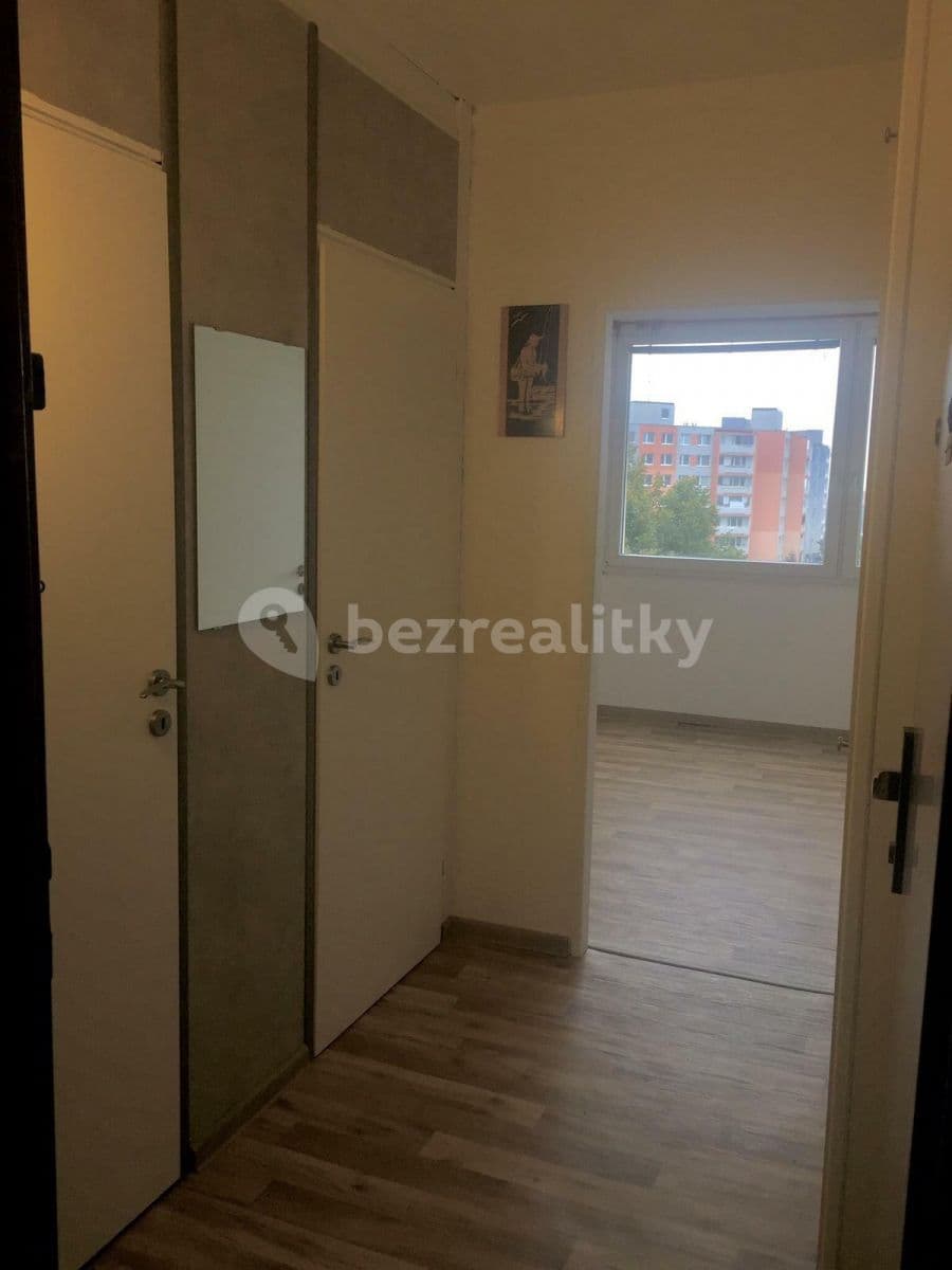 Pronájem bytu 1+kk 35 m², Klukovická, Praha, Praha Pronájem bytu 1+kk 35 m², Klukovická, Praha, Praha